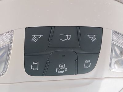 2023 Chrysler Voyager - Photo 20