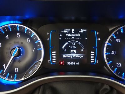 2023 Chrysler Voyager - Photo 14