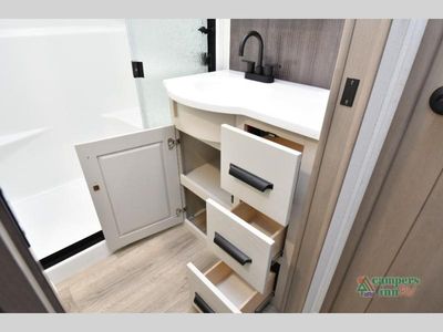 2026 Grand Design Reflection — photo 41 view
