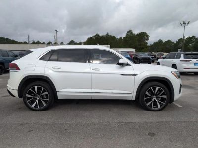 2024 Volkswagen Atlas Cross Sport — engine compartment view