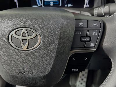 2025 Toyota Camry — photo 17 view