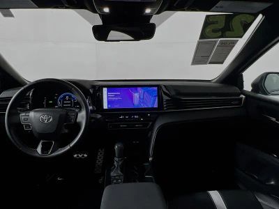2025 Toyota Camry — photo 27 view