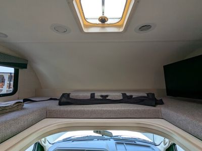 2025 Thor Motor Coach Four Winds — photo 15 view