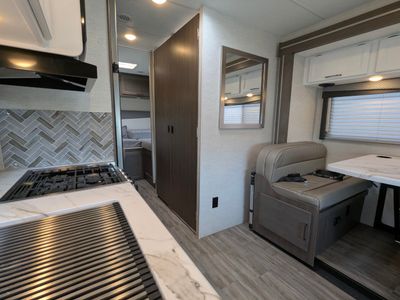 2025 Thor Motor Coach Four Winds — detail view