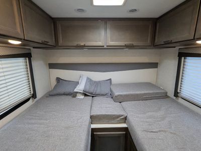 2025 Thor Motor Coach Four Winds — front three-quarter view