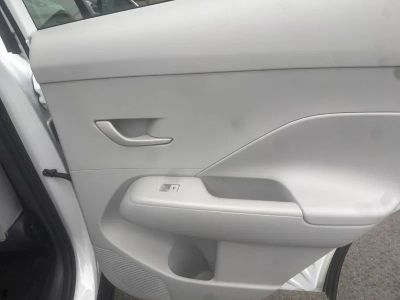 2024 Hyundai Kona SEL - Photo 30