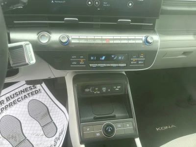 2024 Hyundai Kona SEL - Photo 19