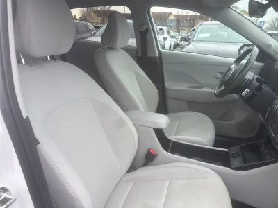 2024 Hyundai Kona SEL - Photo 32