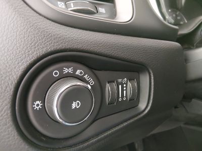 2023 Jeep Renegade - Photo 13