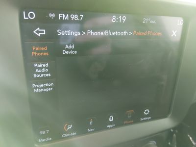 2023 Jeep Renegade - Photo 18