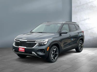 2026 Kia Seltos — front three-quarter view