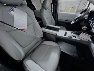 2026 Toyota Sienna — photo 28 view