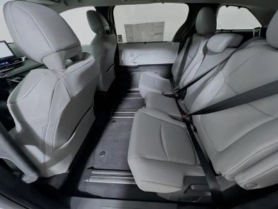 2026 Toyota Sienna — photo 26 view