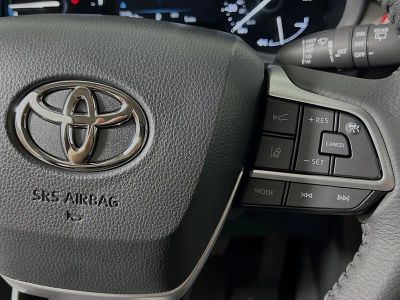 2026 Toyota Sienna — photo 17 view