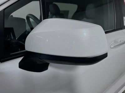 2026 Toyota Sienna — photo 10 view