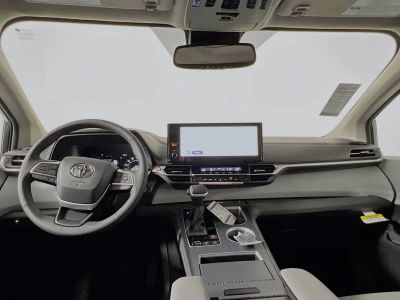 2026 Toyota Sienna — photo 27 view