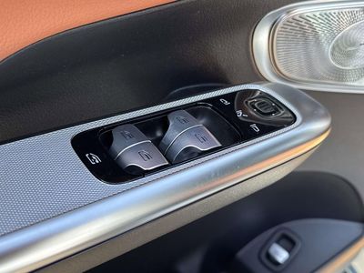 2026 Mercedes-Benz GLC — photo 18 view