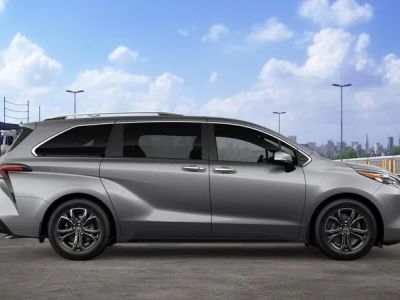 2026 Toyota Sienna - Photo 14