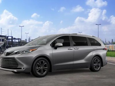 2026 Toyota Sienna - Photo 4