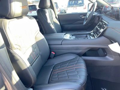 2026 Nissan Armada - Photo 22