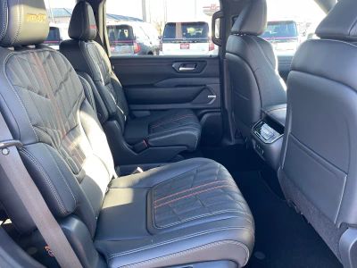 2026 Nissan Armada - Photo 20