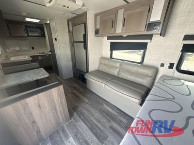 2022 Gulf Stream RV Kingsport Super Lite - Photo 12