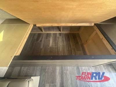 2022 Gulf Stream RV Kingsport Super Lite - Photo 16