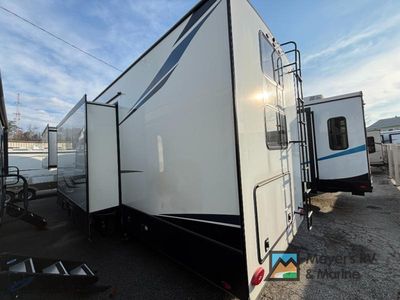 2023 Keystone RV Montana High Country - Photo 5