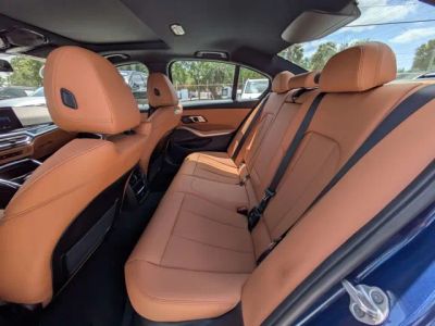 2023 BMW 3 Series — photo 13 view