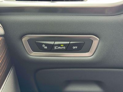 2025 BMW X7 - Photo 21