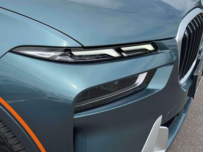 2025 BMW X7 - Photo 16