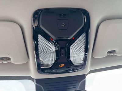 2025 BMW X7 - Photo 31