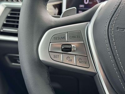 2025 BMW X7 - Photo 24