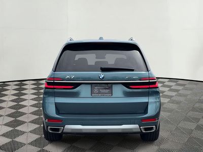 2025 BMW X7 - Photo 10