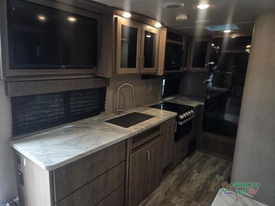 2022 Grand Design Imagine XLS — photo 19 view