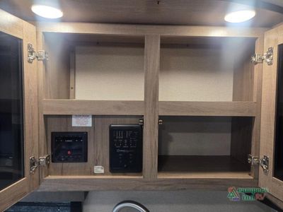 2022 Grand Design Imagine XLS — photo 21 view