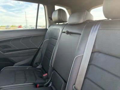 2022 Volkswagen Tiguan — photo 12 view