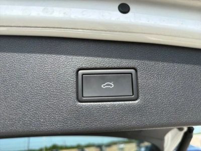 2022 Volkswagen Tiguan — photo 10 view