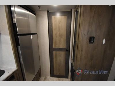 2022 Forest River RV Surveyor Legend — photo 20 view