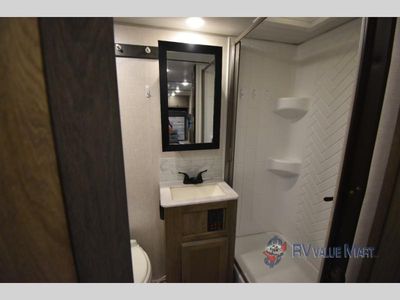 2022 Forest River RV Surveyor Legend — photo 22 view