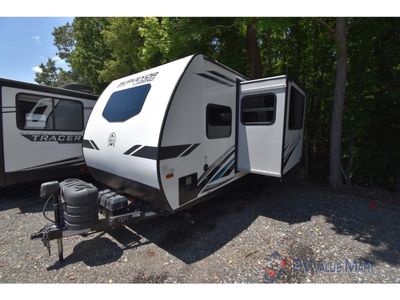 2022 Forest River RV Surveyor Legend — rear three-quarter view
