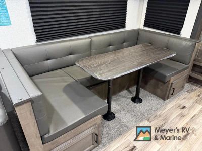 2022 Venture RV SportTrek - Photo 13