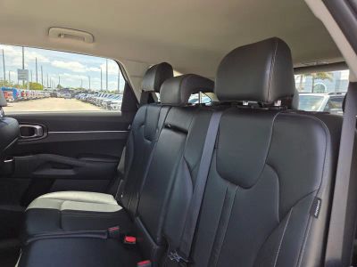 2024 Kia Sorento — photo 19 view