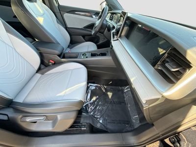 2026 Volkswagen Tiguan — photo 15 view