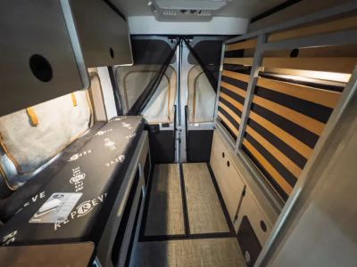 2027 Winnebago SOLIS — photo 13 view