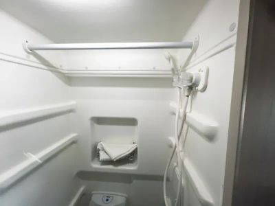 2027 Winnebago SOLIS — photo 16 view