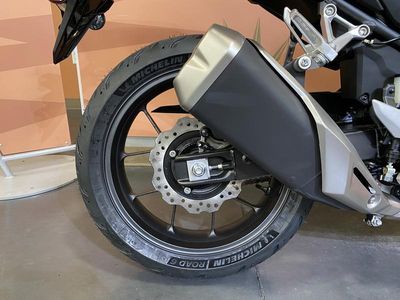2025 Honda CBR500R - Photo 13