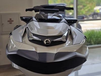 2026 Sea-Doo GTX Limited 325 White Pearl Premium - Photo 10