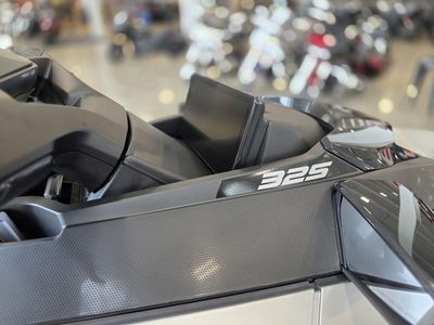 2026 Sea-Doo GTX Limited 325 White Pearl Premium - Photo 8
