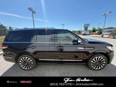 2022 Lincoln Navigator - Photo 3
